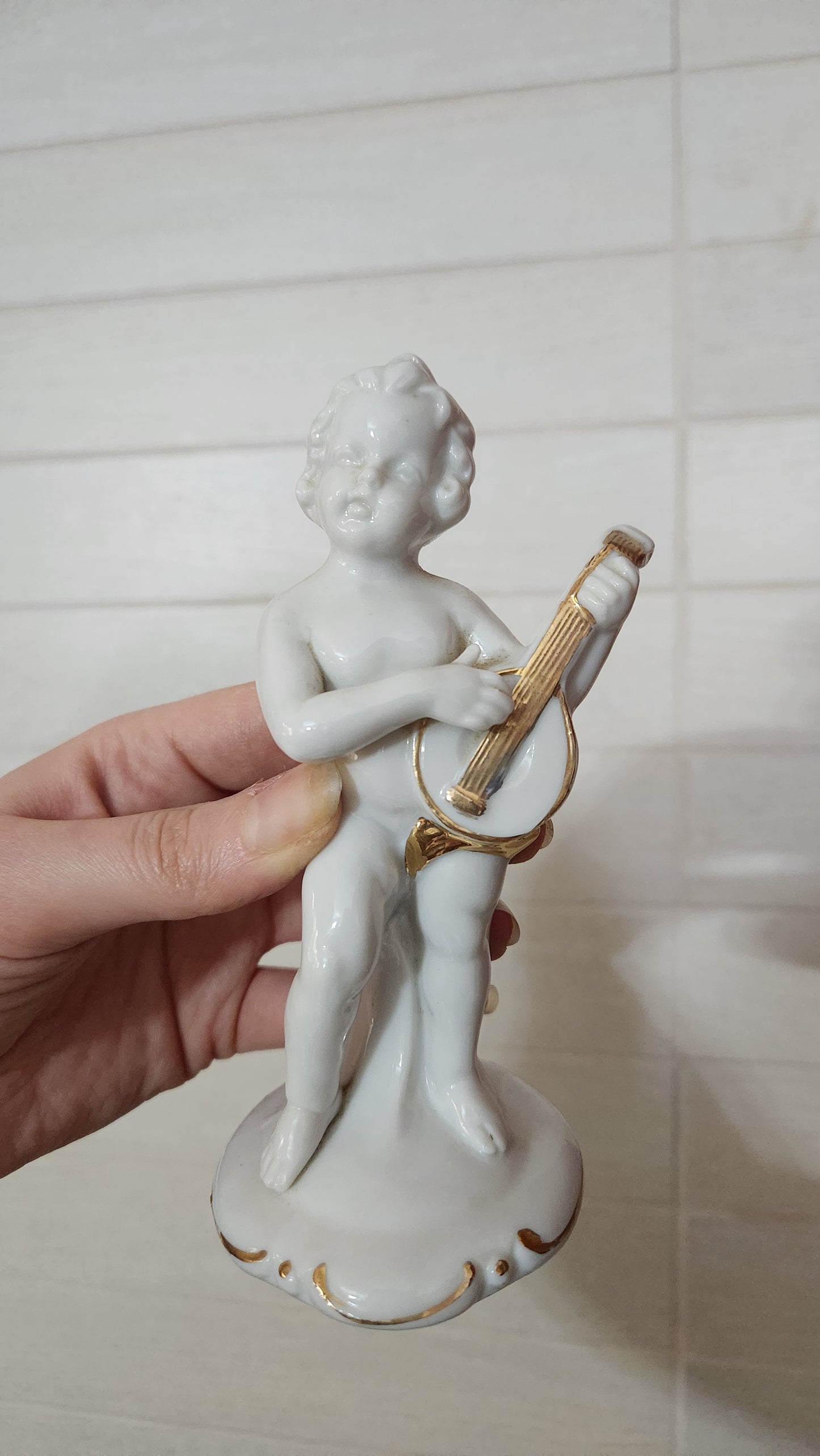Set of 5 Vintage Fine Porcelain Musical Cherubs/Putti Figurines with Gold Gilt Detail – 14cm