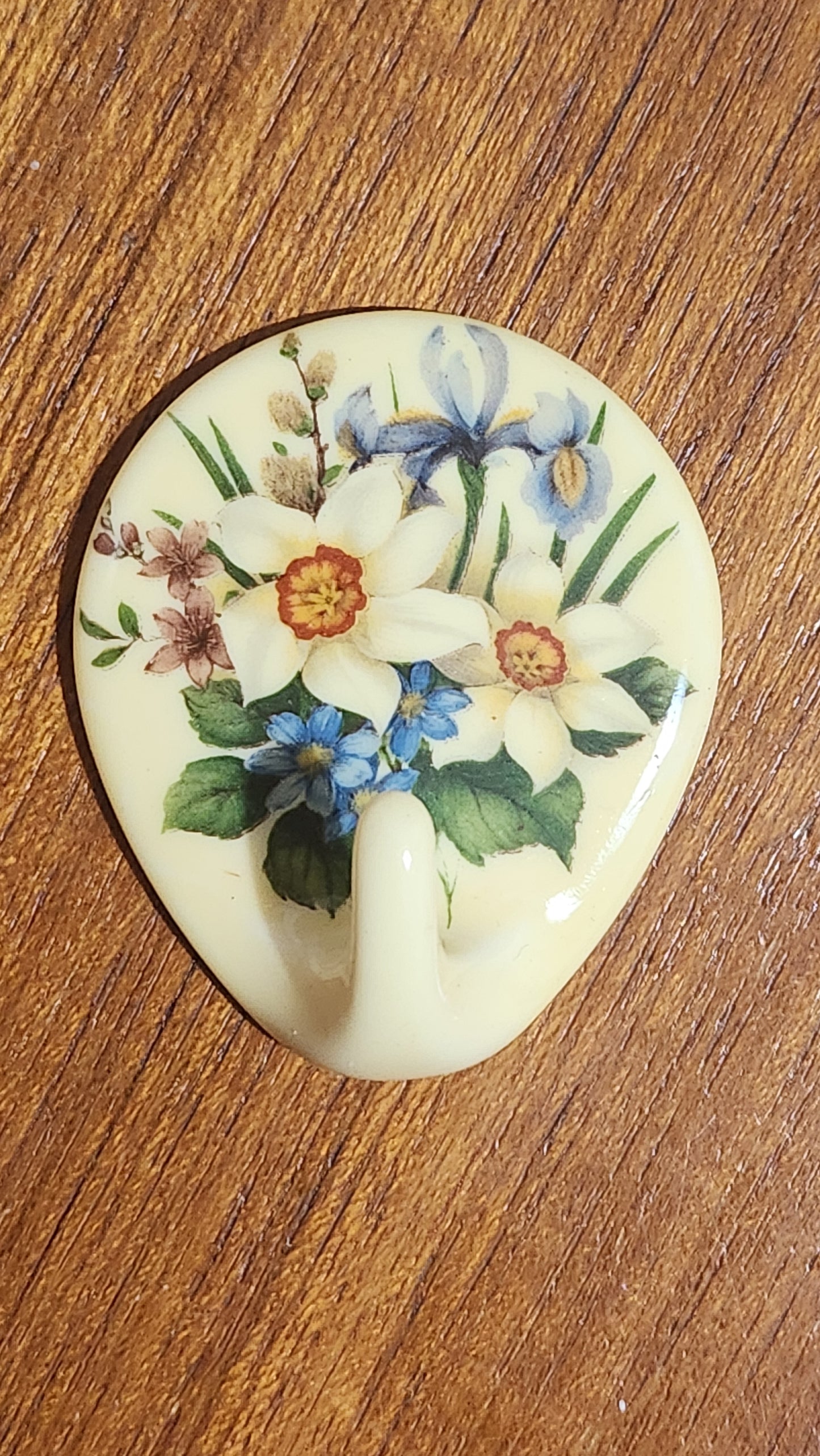 80s unused  adhesive wall hooks