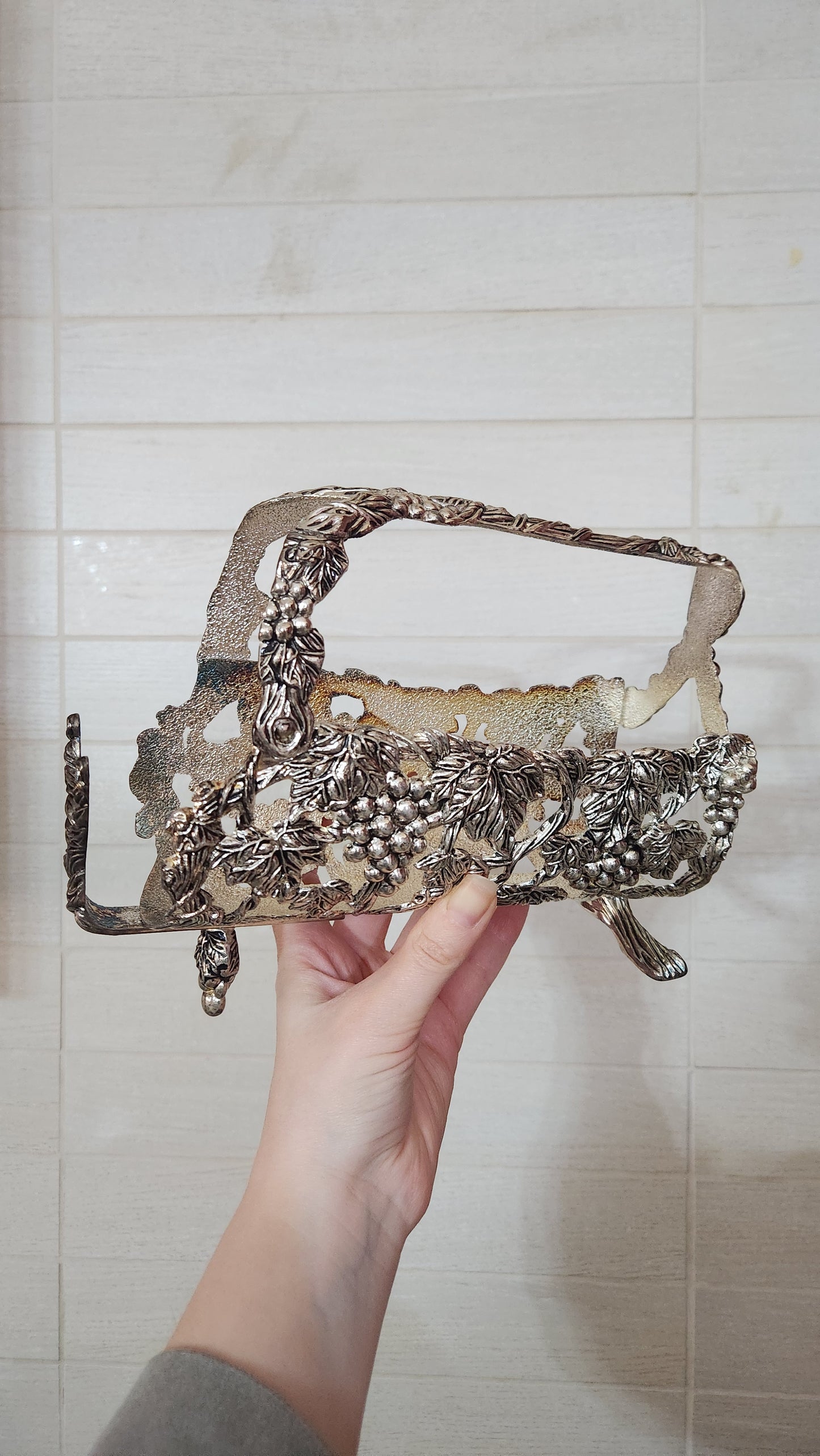 Silver-Plated Grapevine Wine Bottle Holder