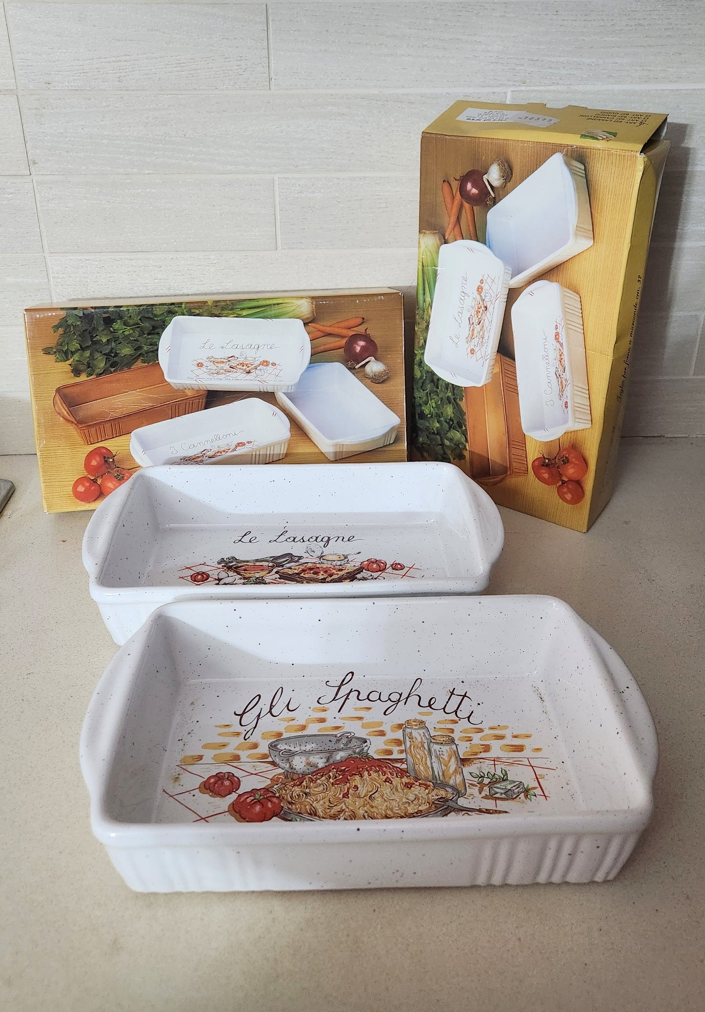 Italian Terracotta Lasagna & Spaghetti Baking Dishes