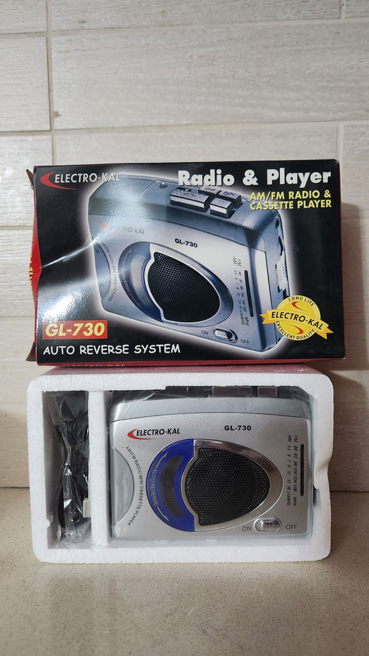 Electro-Kal GL-730 Portable Cassette Player & AM/FM Radio