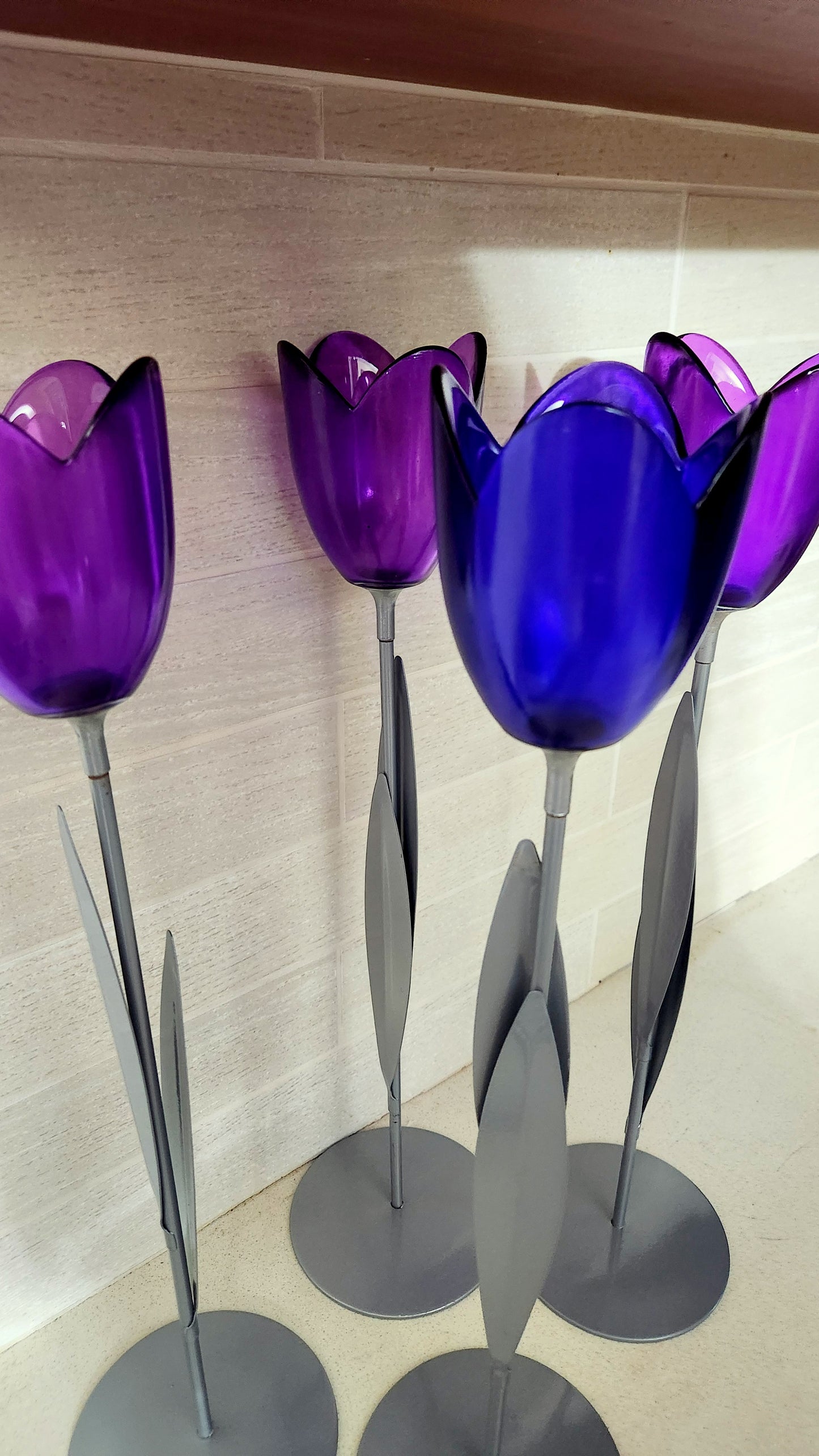 Set of 4 Elegant Tulip Glass Pedestal Decor