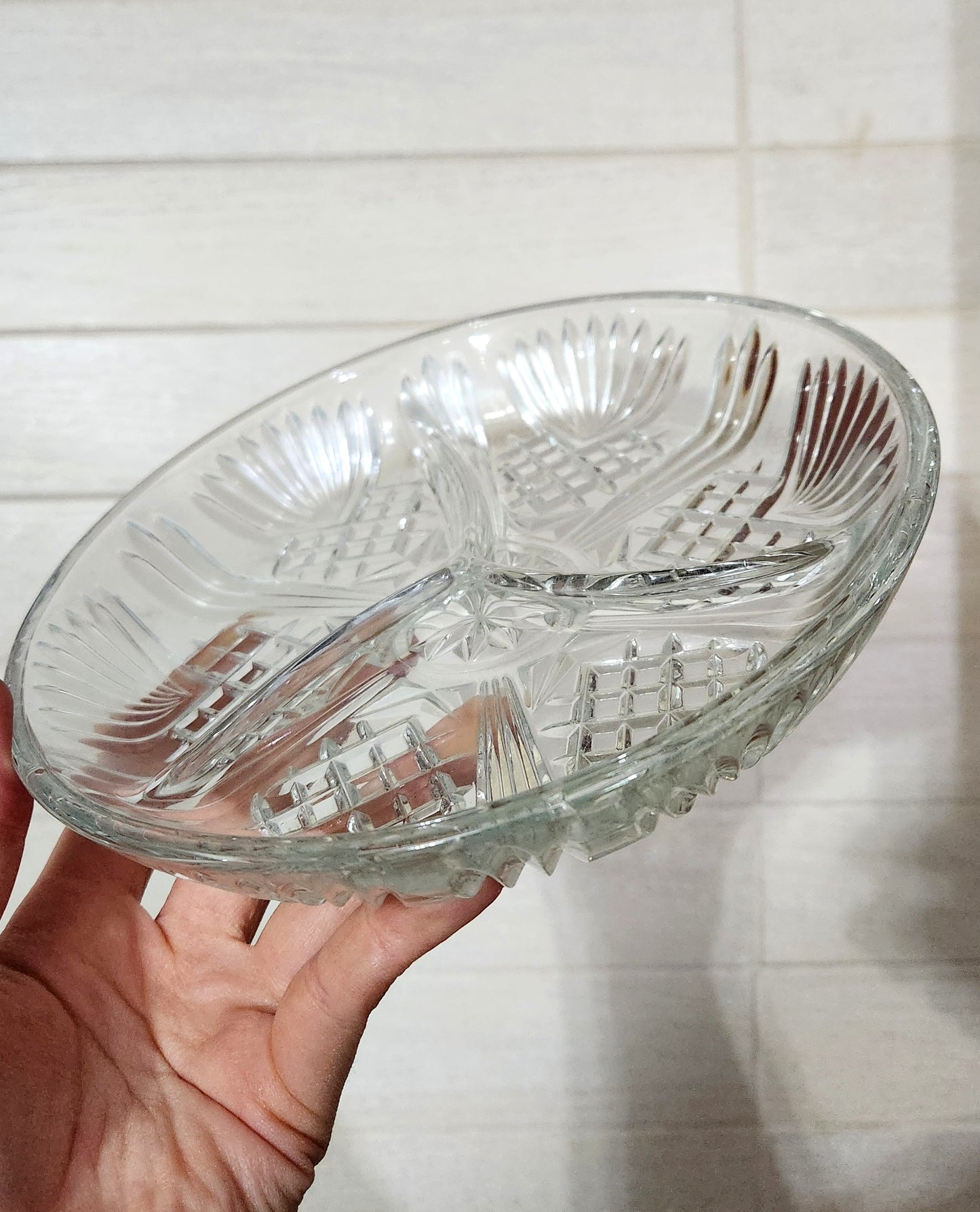 Bormioli Rocco Selecta 3-Section Glass Hors d'Oeuvre Dish, 19cm