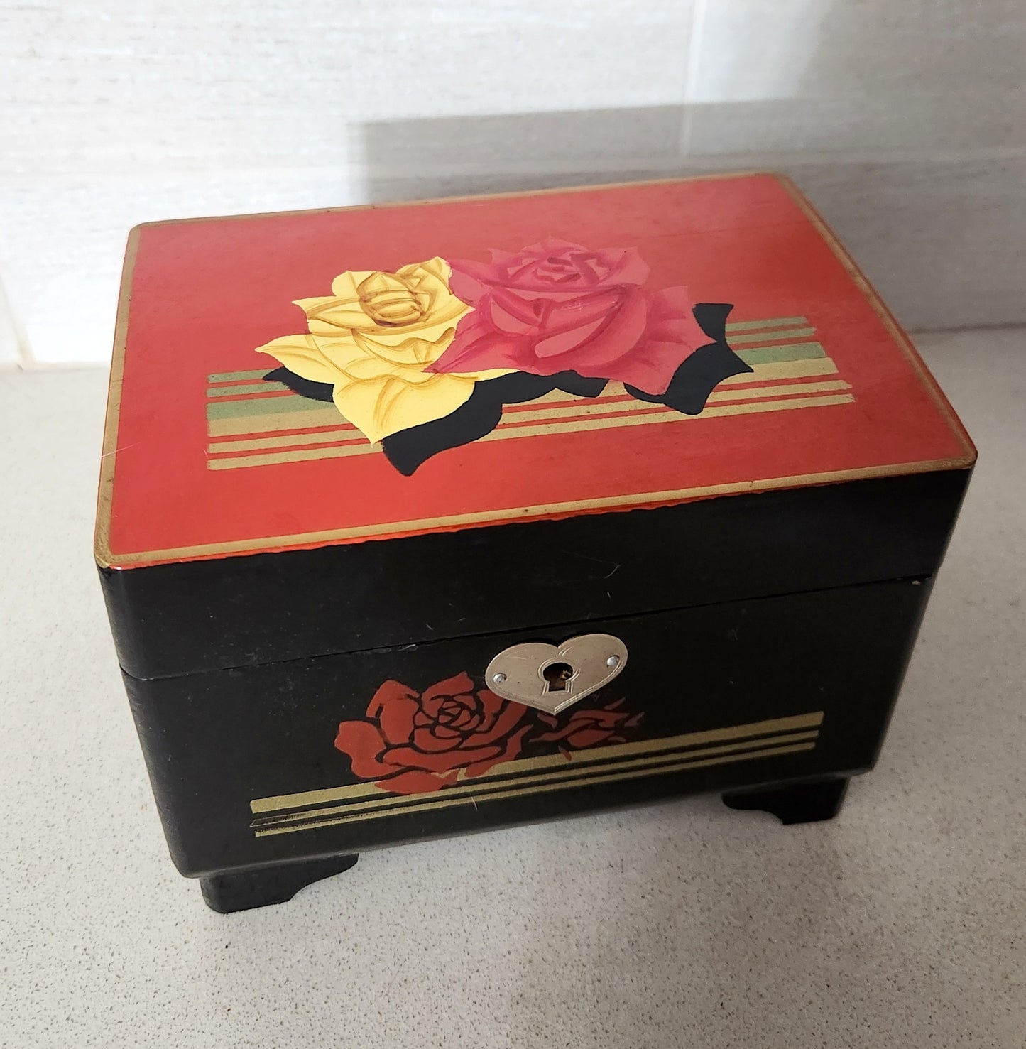 Japanese Lacquered Musical Jewelry Box