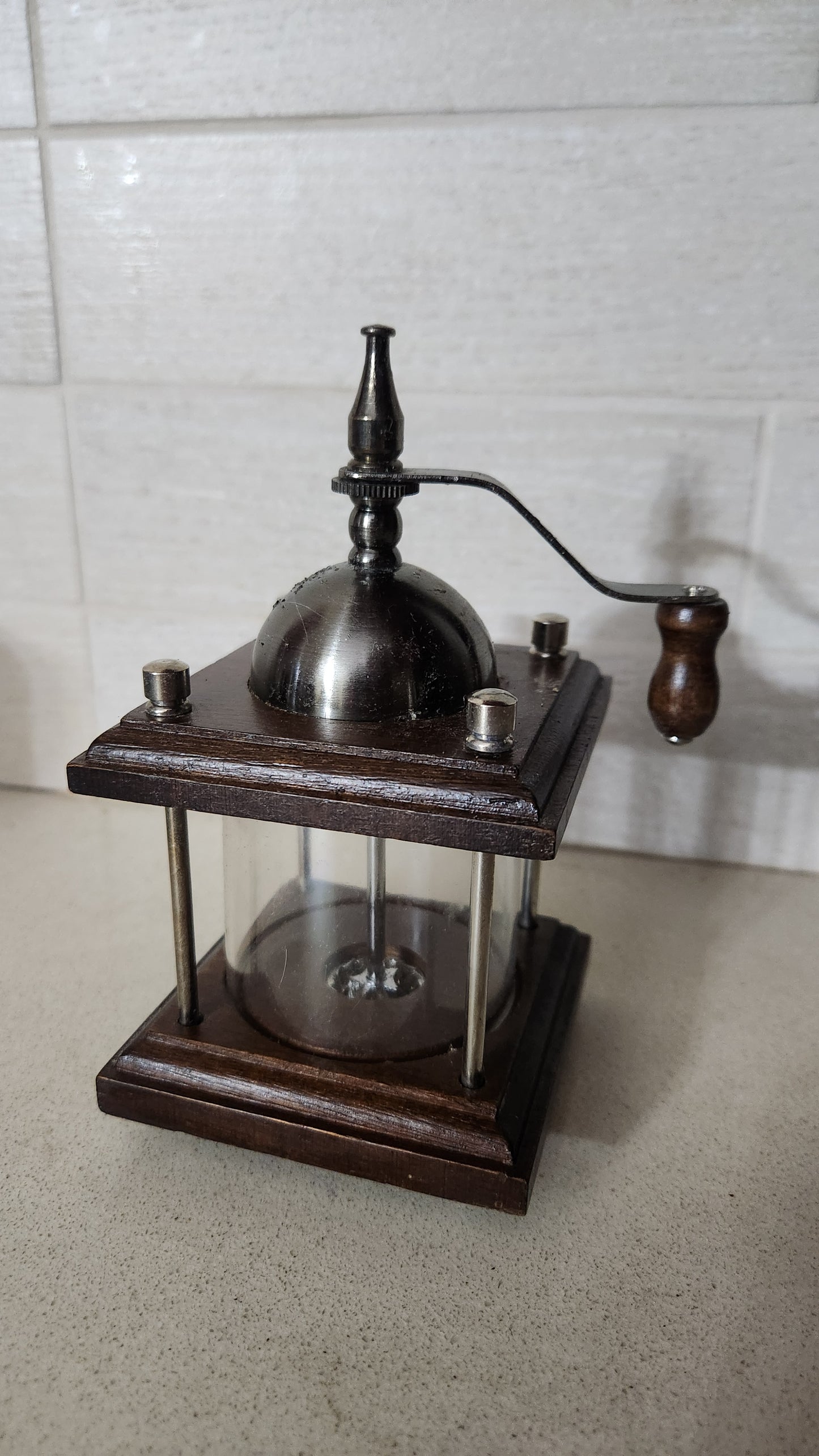 Manual Wooden and Glass Spice/Pepper Grinder