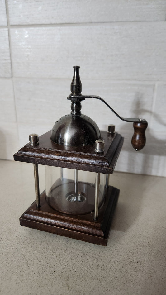 Manual Wooden and Glass Spice/Pepper Grinder