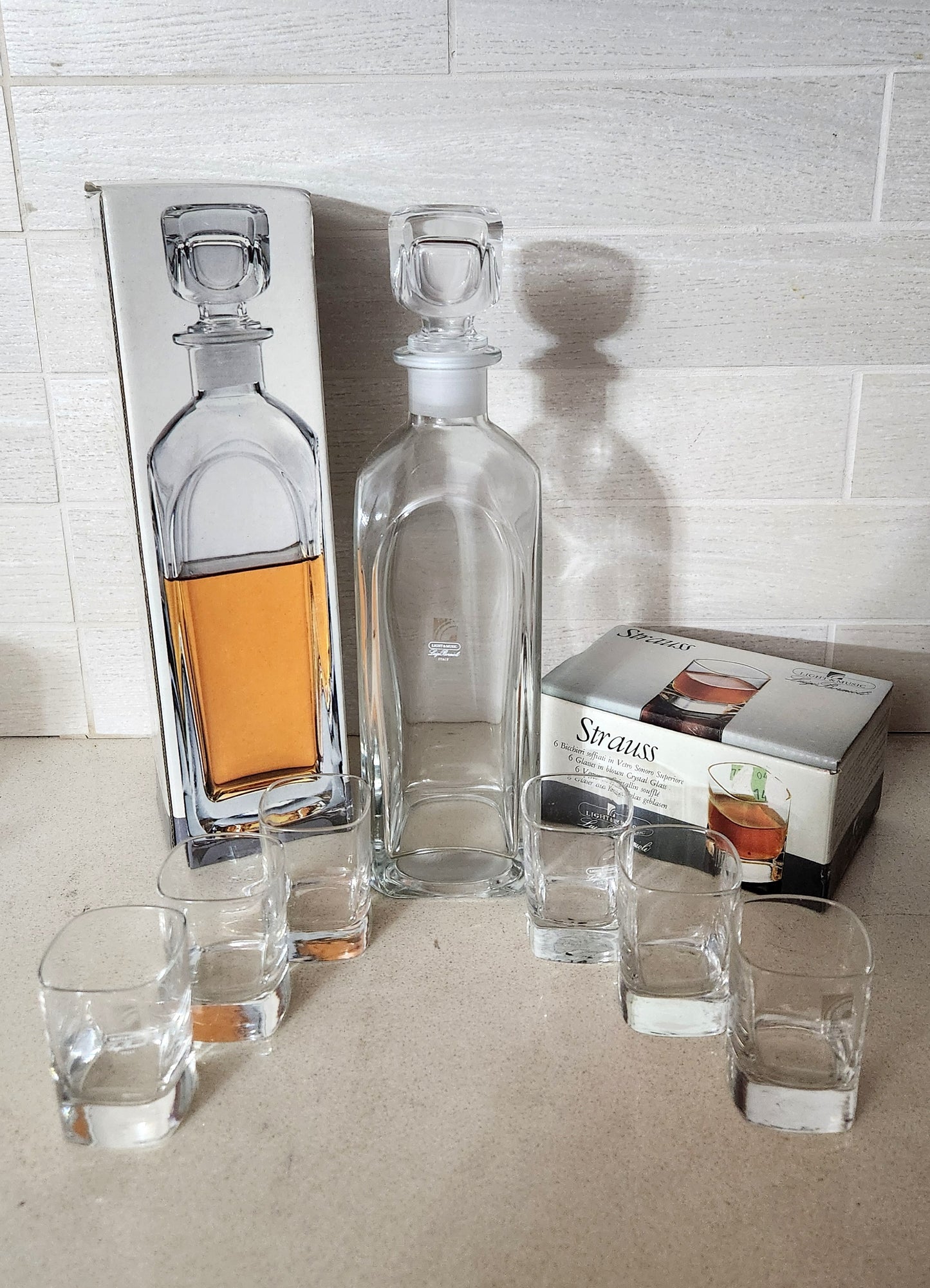 Luigi Bormioli Strauss Crystal Whiskey Decanter & 6 Shot Glasses