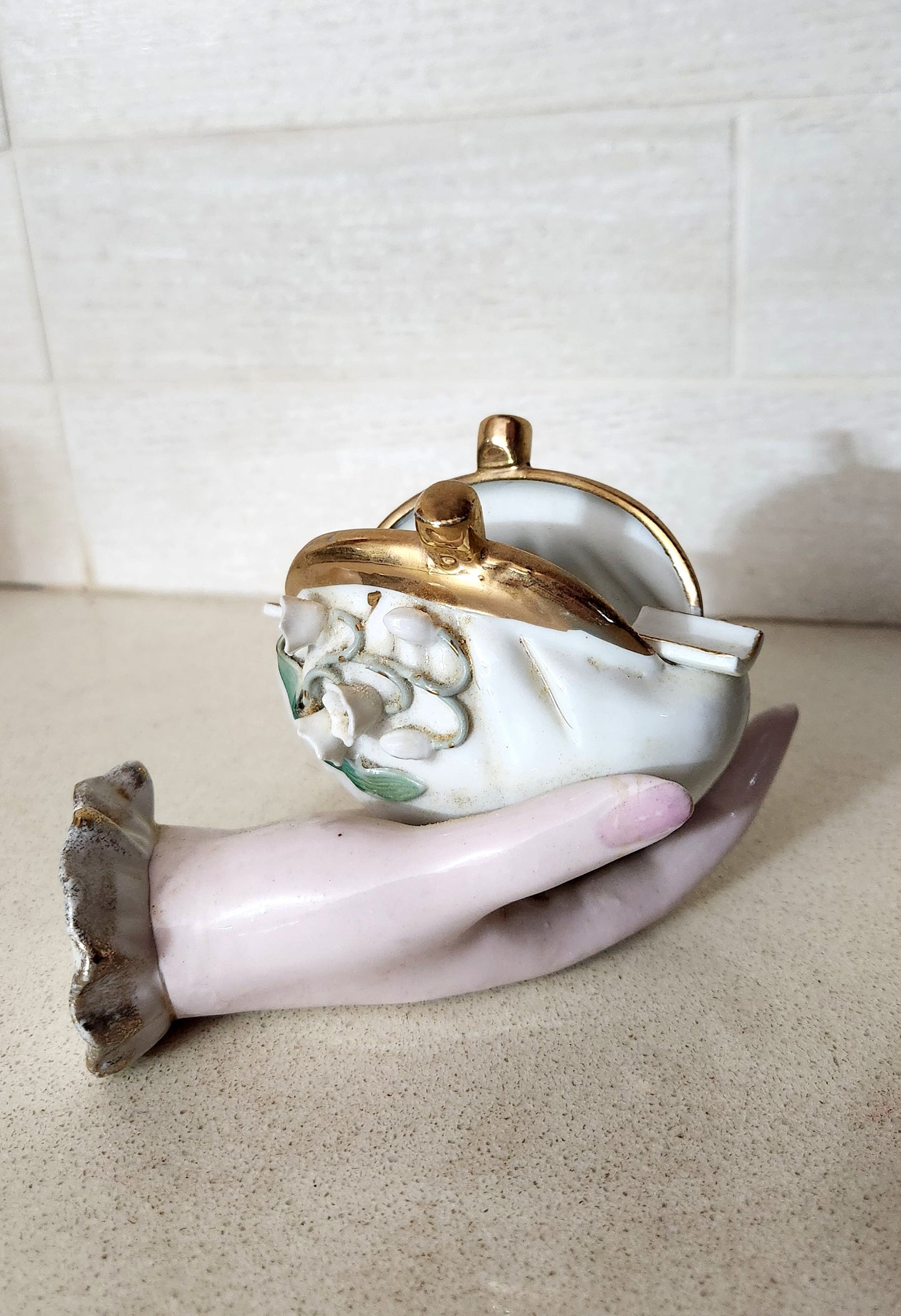 Japanese Porcelain Lady's Hand Holding Coin Purse Ashtray