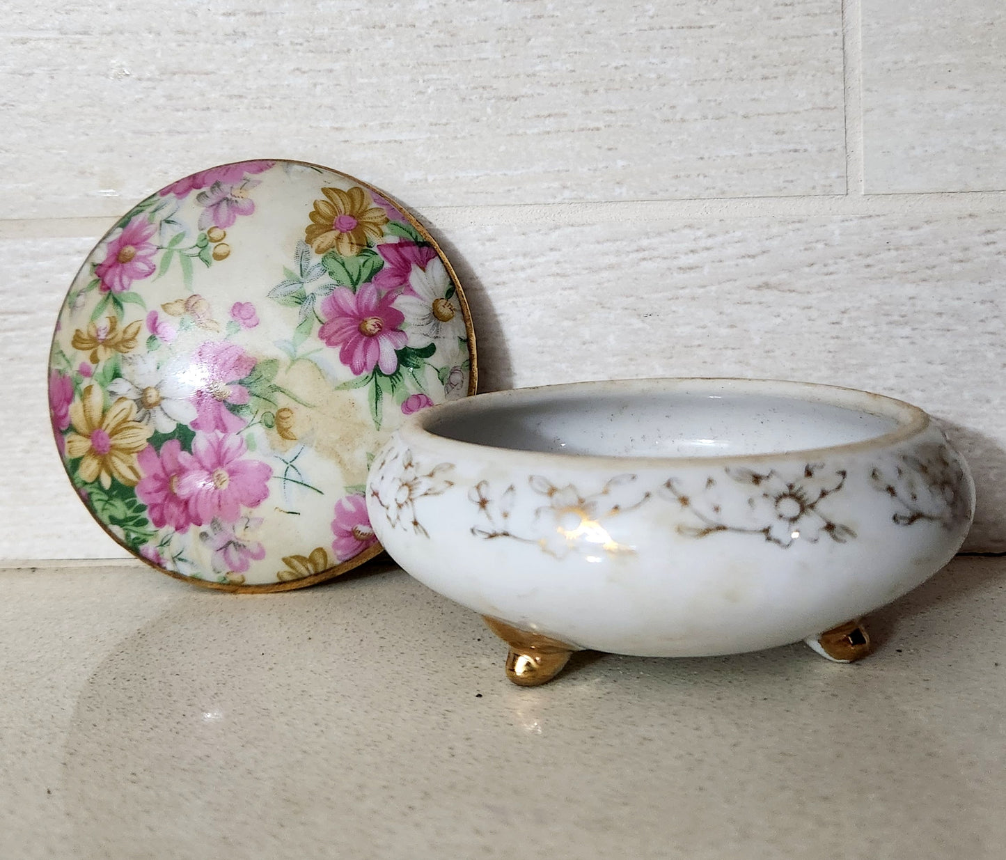Diamond China Floral Trinket Box with Gold Trim and Tripod Feet
