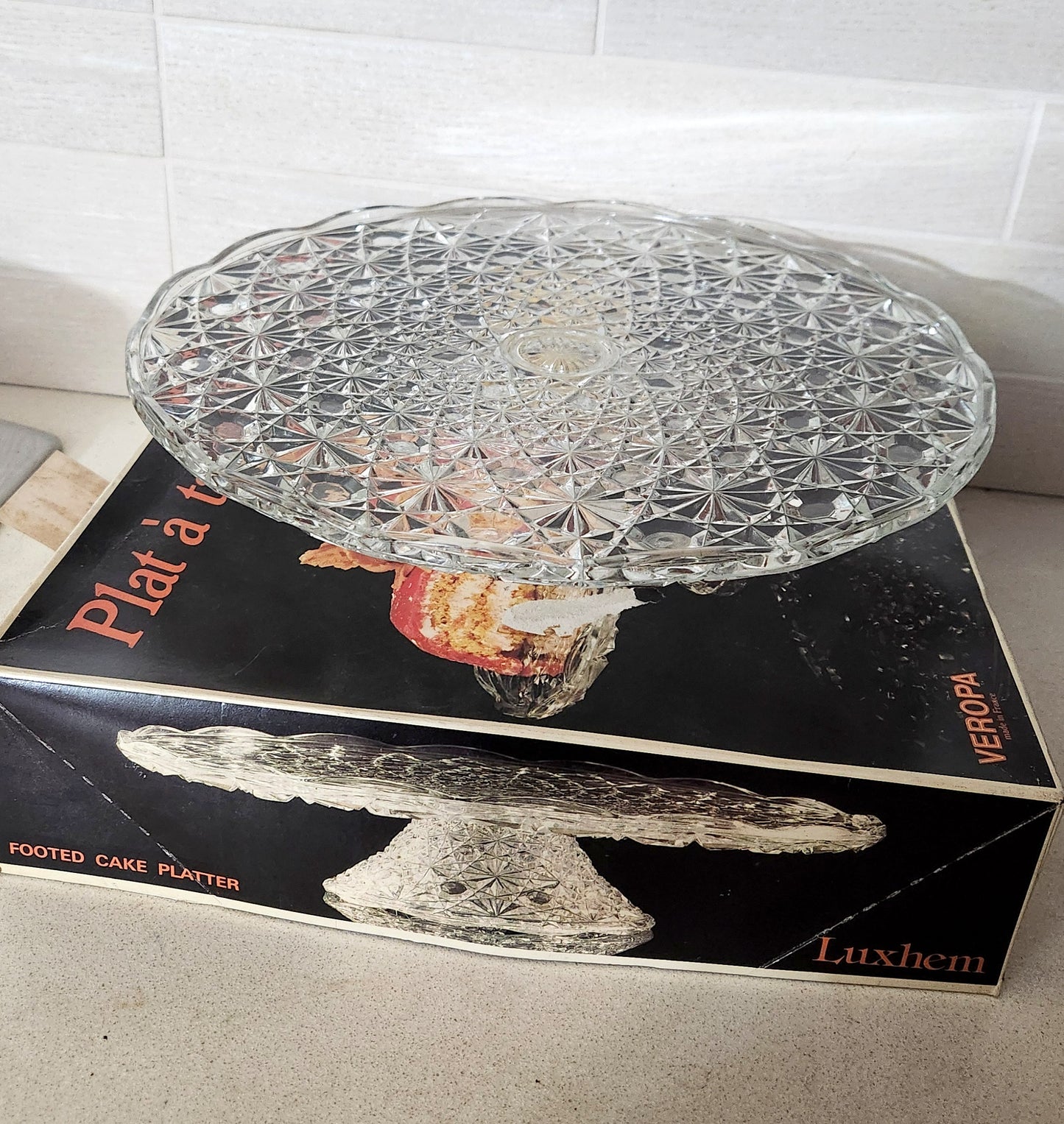 Luxhem Veropa Pressed Glass Footed Cake Platter