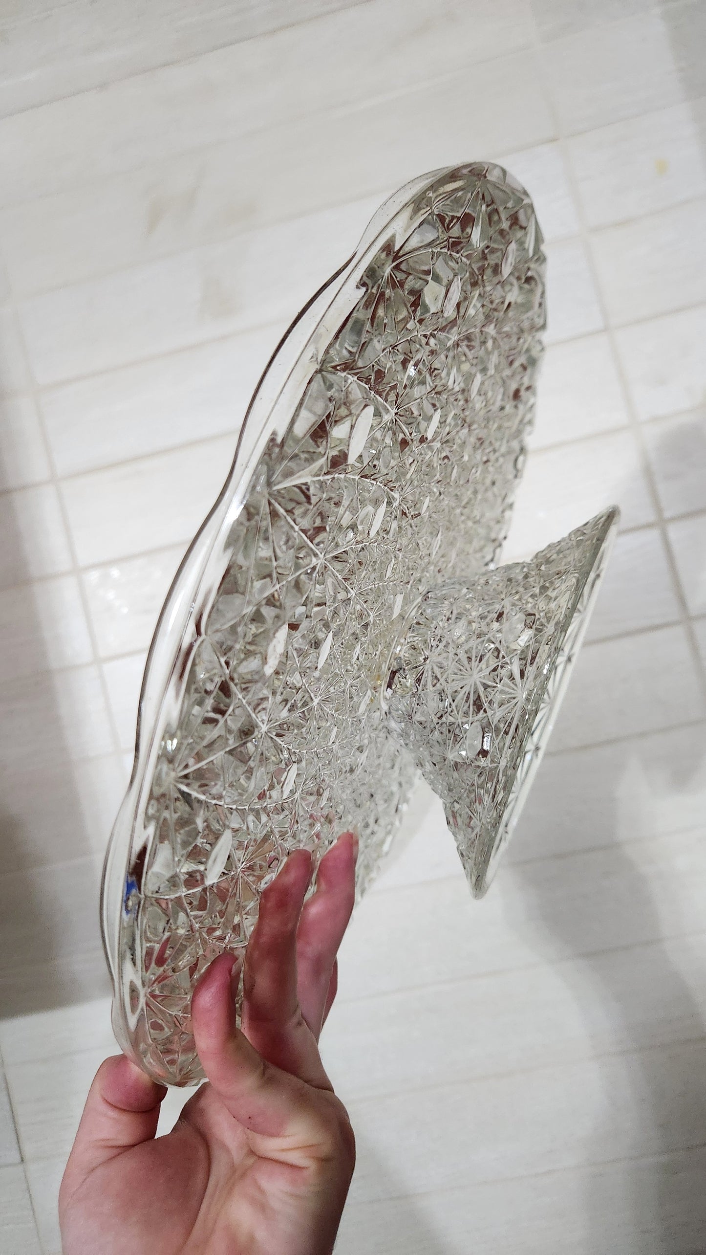Luxhem Veropa Pressed Glass Footed Cake Platter